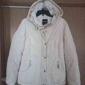 Куртка жіноча 