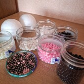 Намистини, напівбусини для рукоділля