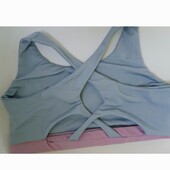 Без наполнителя спортивный бюстгальтер