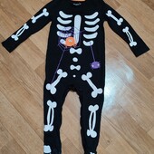 Чоловічок костюм скелета в чудовому стані