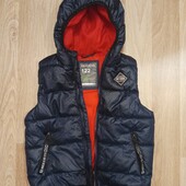 Фірмова дитяча жилетка, розмір 122