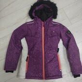 Тепла куртка 140р.