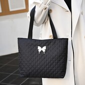 Містка стьогана жіноча сумка тоут, чорна