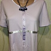 Дуже гарна нічна, гарний стан