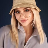 Панама на флисовой подкладке, цвет молоко и кремовый. Одна на выбор