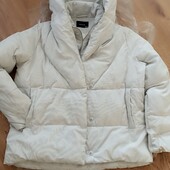 Чудова куртка