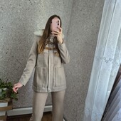 Прекрасне, Брендове пальто, світлого кольору ✨Якість ✨