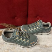 Lowa Gore-Tex,оригінал,із спорт-матеріалу,розмір 40,устілка 26,5