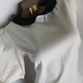 Zara с пуговичками по спине р. М 28