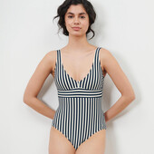 ♕ Шикарний злитий купальник з UF захистом від Tchibo (Німеччина) розмір наш 44-46(36 євро)