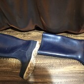 Гумові чоботи!