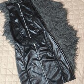 Pretty little things, uk8 смілива сукня на молніях, еко шкіра