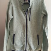 Кофта вязаная новая.