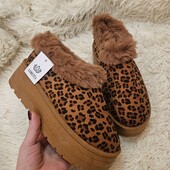 Стильні зручні автоледі,уггі з екозамші на хутрі)