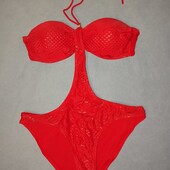 Яскравий купальник пуш-ап з "краплями"