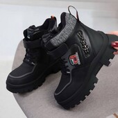 Черевики зимові для хлопчика, 30 р., якісні, теплі, прорезинений носок