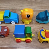 Комплект машинок для малюка.