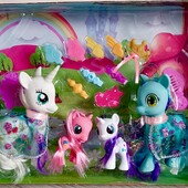 Дуже красивий на подарунок,ігровий набір сім'я Поні