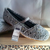 Нові. Фірмен.ажурні балєтки Next роз.31. поліурітан. підошва .