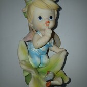 Статуэтка девочка на лилии 13см