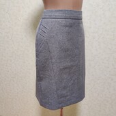 Класична спідниця сірого кольору