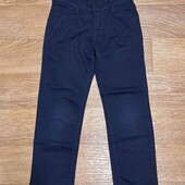 Джинси, брюки на 5-7 років, стан нових.