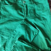 Зелені джинси у новому стані