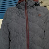 Легкий пуховик Деми с капюшоном р.38.