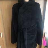 Дуже теплий халат мягусенький, размер M. Pretty Little Thing. в ідеалі