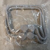 2 шт.Тримачі для штор на магніті.