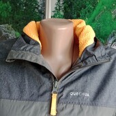 Куртка- Quechua. утеплена флісом