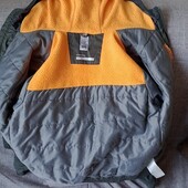 Куртка- Quechua. утеплена флісом