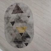 Гарненький прорезинений коврик 55 на 37!