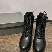 Сорні шкіряні черевики Nero Giardini, 37 розмір