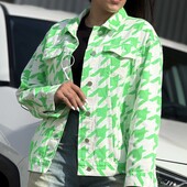 Жіноча яскрава джинсова котонова куртка оверсайз- ньюанс.