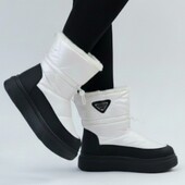 Зимові черевики, що гріють стиль так само, як і ноги.