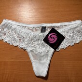 Жіночі мереживні труси-стрінги Venus, білі s