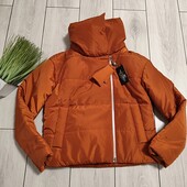 Жіноча куртка демі