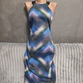 Симпатичное платье с оригинальной спинкой, р.38(евро)