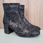 Нові італійські замшеві ботильйони, жіночі демі черевики, чоботи, весна осінь, р. 38