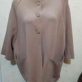 Гарна кофта жакет в грудях 130 см.