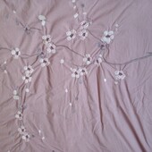 Очень красивый большой пододеяльник.