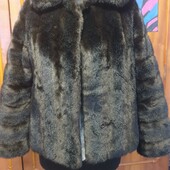 Коротка шубка для стильного образу