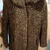 Пальто в гарному стані, тепле, М.