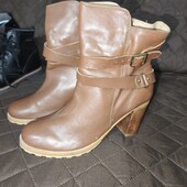 Утеплені чоботи Carvela uk5 38p. Натуральна шкіра!