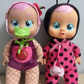 2 малих ляльки, м'які, пьють воду. Із Америки. Зріст 27 см. В лоті 1 лялька