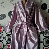 Жіночий халат р50 /52 гарний стан