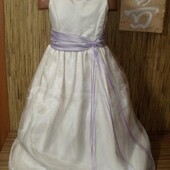 Шикарне святкове плаття на 5-6 років від divinus &dives
