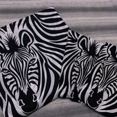 Классный двуспальный пододеяльник 200х200 см.с двумя наволочками 48х70 см.