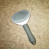 Щётка для вычесывания шерсти домашних животных